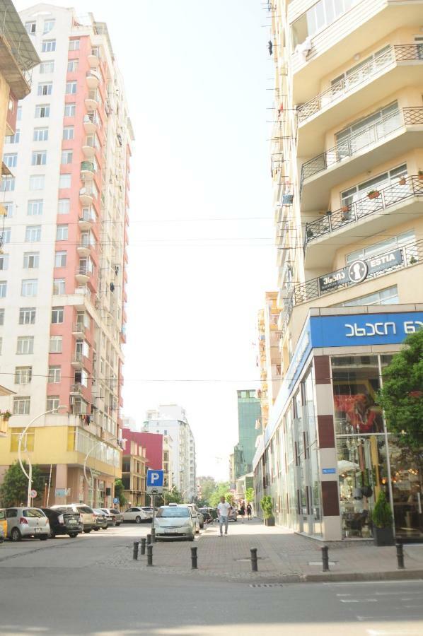 Apartments With A View Of The Trinity Holy บาทูมิ ภายนอก รูปภาพ
