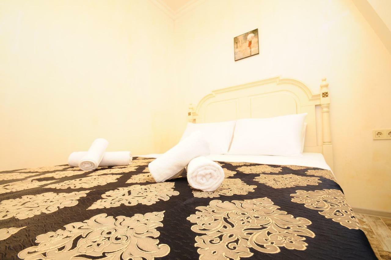 Apartments With A View Of The Trinity Holy บาทูมิ ภายนอก รูปภาพ