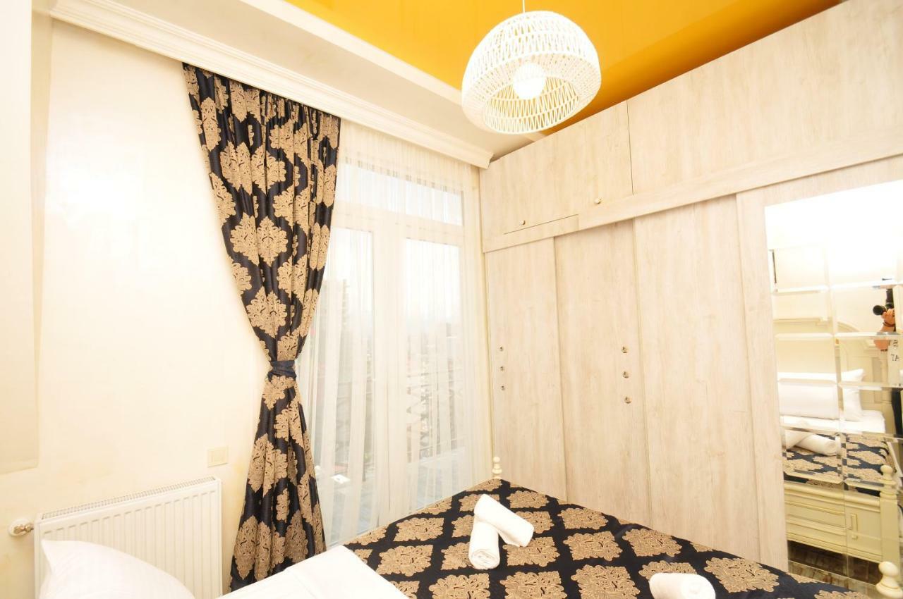 Apartments With A View Of The Trinity Holy บาทูมิ ภายนอก รูปภาพ