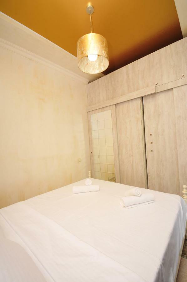 Apartments With A View Of The Trinity Holy บาทูมิ ภายนอก รูปภาพ