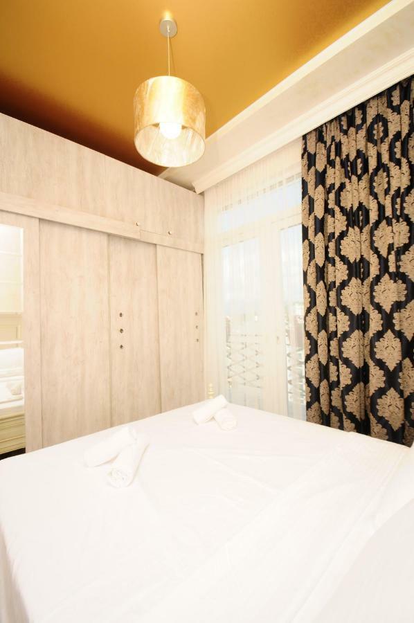 Apartments With A View Of The Trinity Holy บาทูมิ ภายนอก รูปภาพ